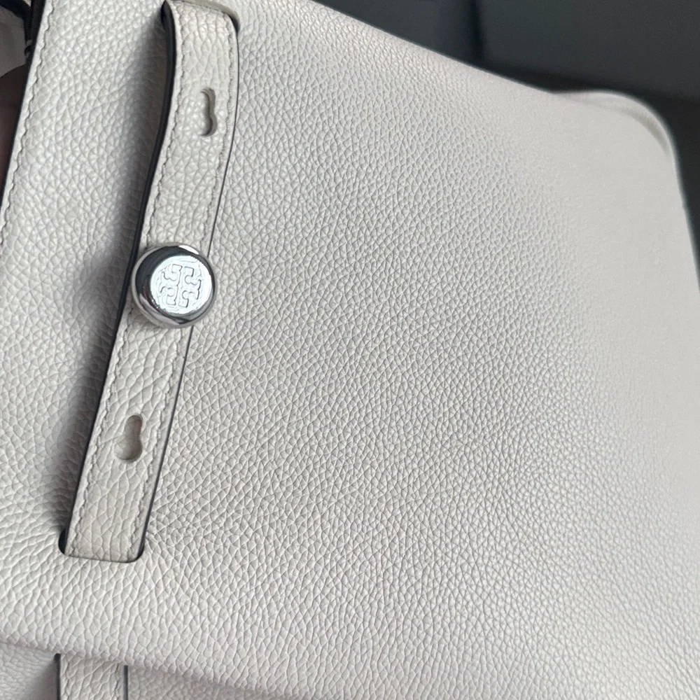 TORY BURCH Small Romy Tote Light Cream Leather Bag Handbag Silver Accents - Picture 9 of 16